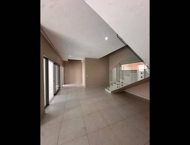 4 BEDROOM CLUSTER FOR SALE IN BRYANSTON